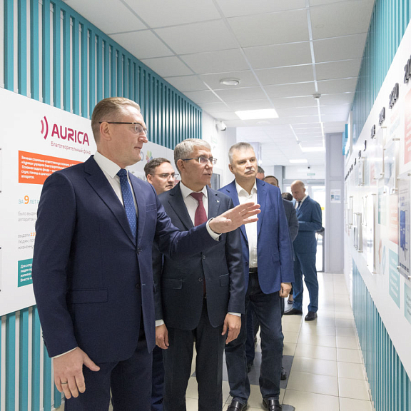 Губернатор Тульской области посетил научно-производственную компанию «Аурика»